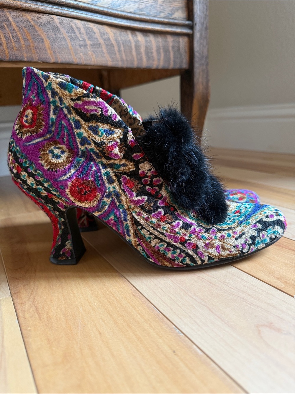Baci Baroque Revival Tapestry Booties Black Fur Trim Vintage Inspired Shoes, 8 - Picture 12 of 14